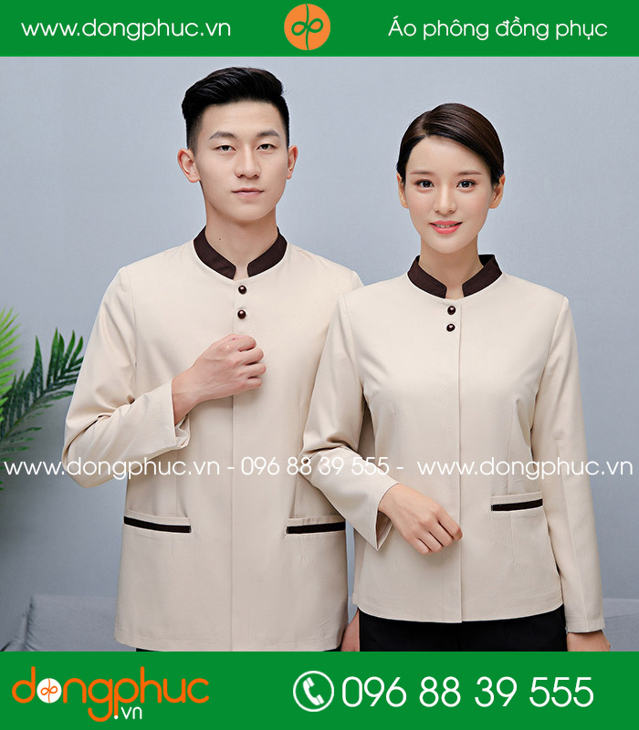 Đồng phục vệ sinh màu hồng nhạt cổ nâu